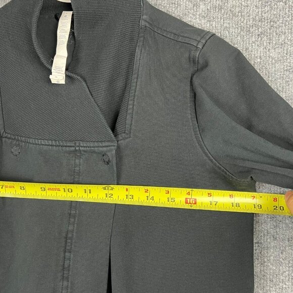 LULULEMON Wrap Two-button Jacket Women’s size 4 Yoga/Gym - Picture 6 of 9